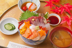 南三陸キラキラ秋旨丼【南三陸 竜巳や】