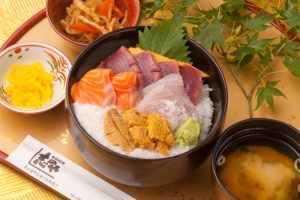 志のや_キラキラ秋旨丼_イメージ