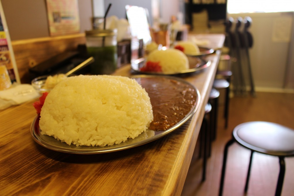 キラキラ丼だけじゃない！！さんさん商店街はカレーも美味い！！