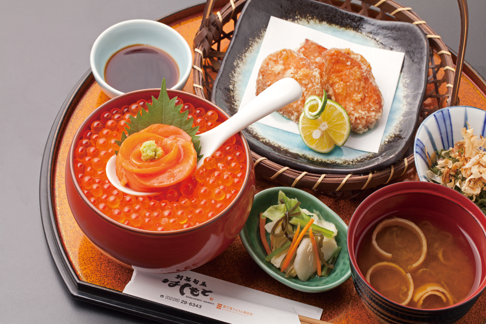 今週のイチ丼「創菜旬魚 はしもと」のキラキラいくら丼！