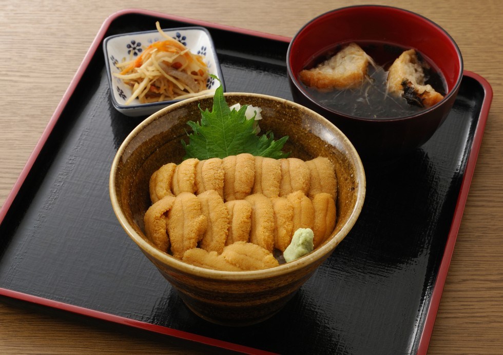 今週のイチ丼！「弁慶鮨」のキラキラうに丼！