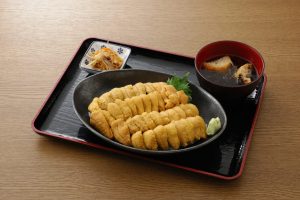 生うに丼を今週末限定で提供中！もしかしたら来週まであるかも！？