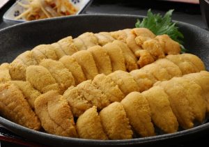 うにの三密！？”弁慶鮨”名物『メガうに丼（黄金丼）』！今週のイチ丼！番外編！