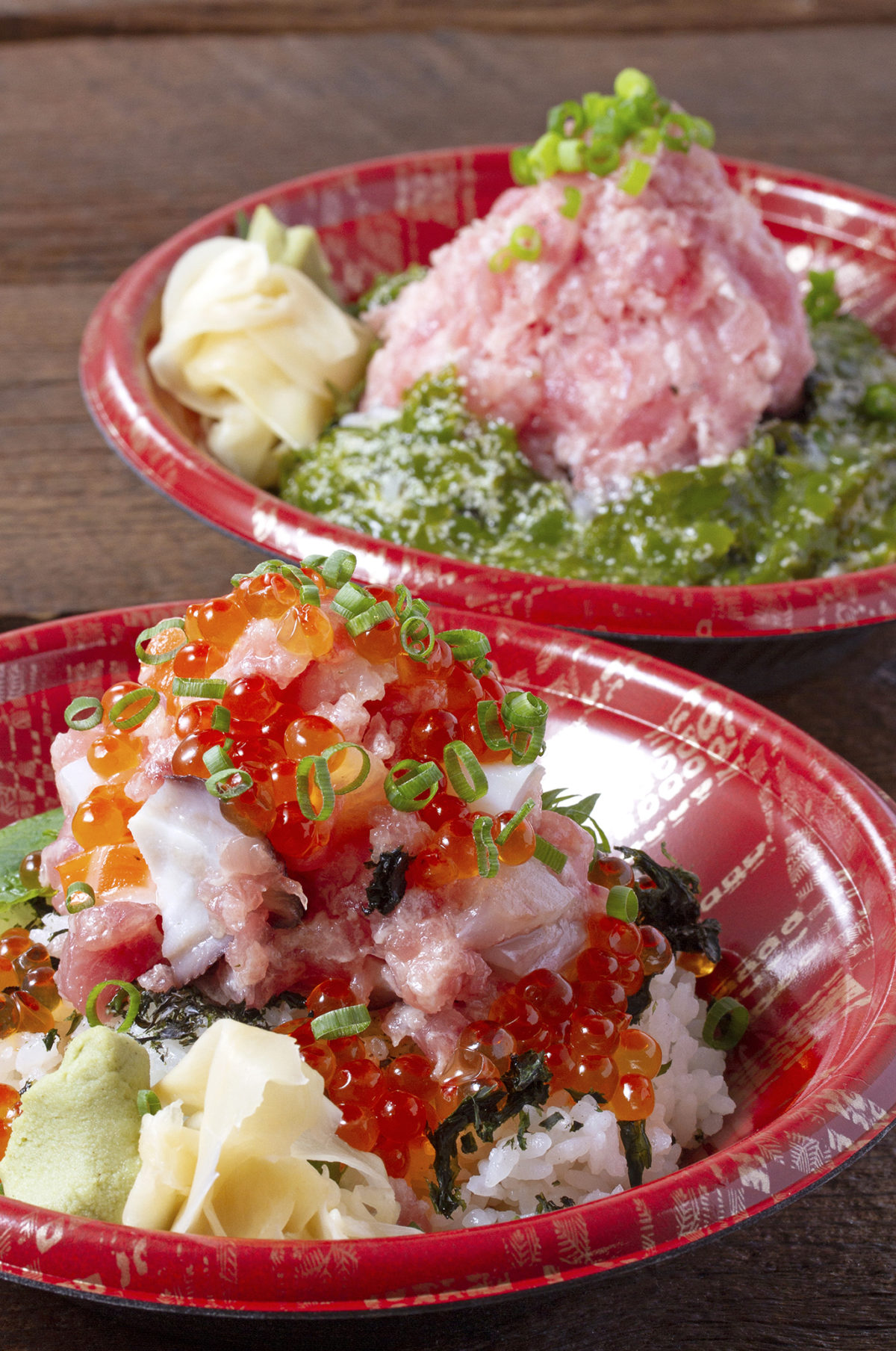 超ド級！山内鮮魚店の新商品『そびえたつ海鮮丼』＆『そびえたつネギトロ丼』！