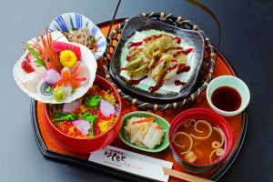 今週のイチ丼！ミシュランガイド宮城掲載店「創菜旬魚 はしもと」のキラキラ春つげ丼！