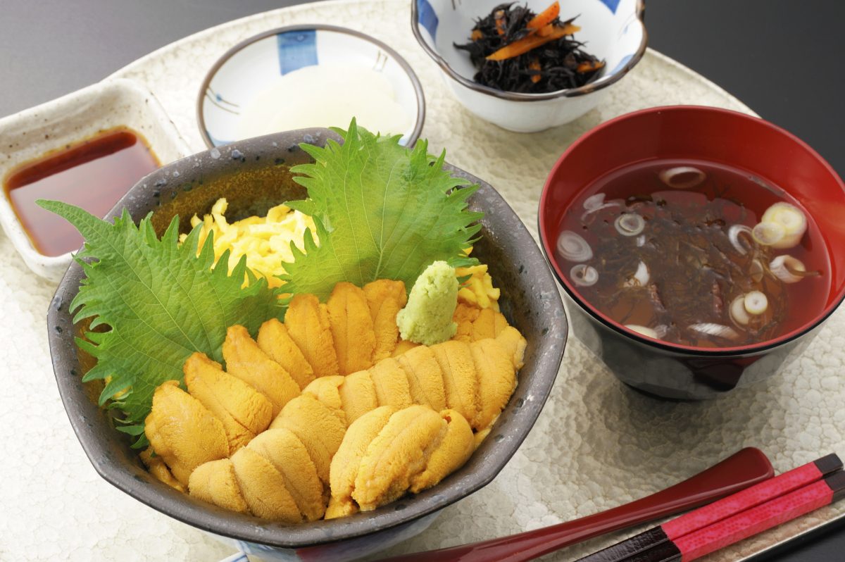 今週のイチ丼！Hey! Say! JUMPも食べた！？『食楽 しお彩』のキラキラうに丼！