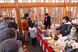 今年もやります！年末恒例のガラポン大抽選会！