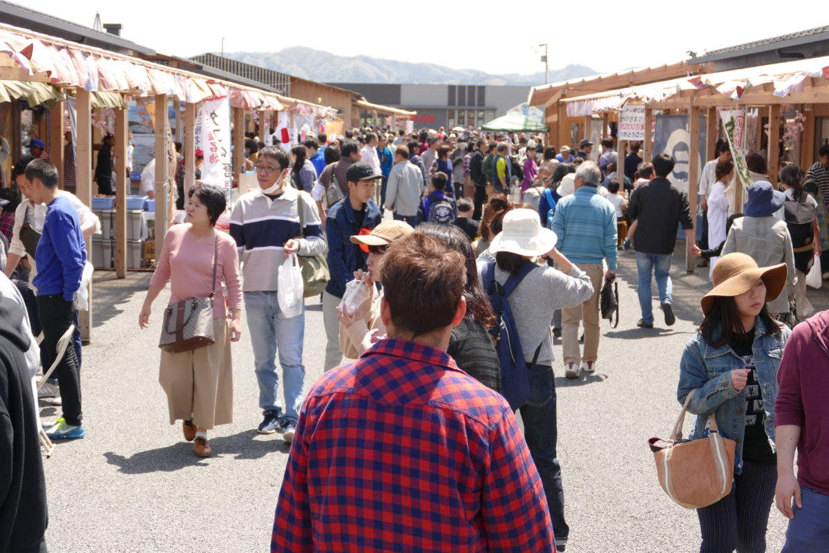 さんさん商店街が来年６月２０日（土）東京五輪・パラリンピックの聖火リレーのコースに選ばれました！