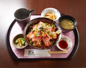 季節料理 志のやの【銀鮭まつり】コラボメニュー『南三陸銀じろうあぶり丼』！