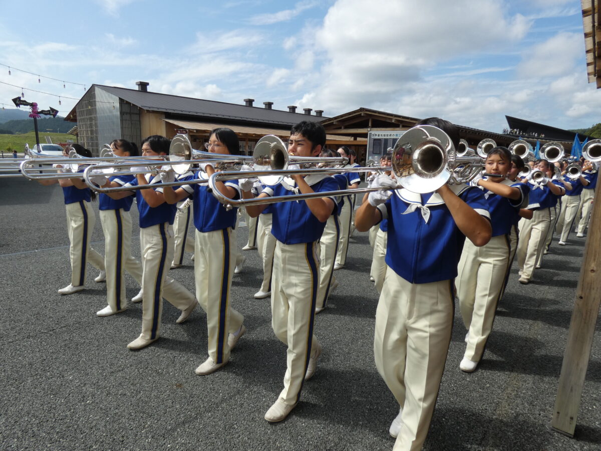 【感謝】茨城県立大洗高等学校 マーチングバンド部「BLUE-HAWKS」復興支援コンサートの様子！