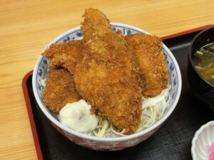 【弁慶鮨】至高の新メニュー『”マグロ”のたれカツ丼』が登場！