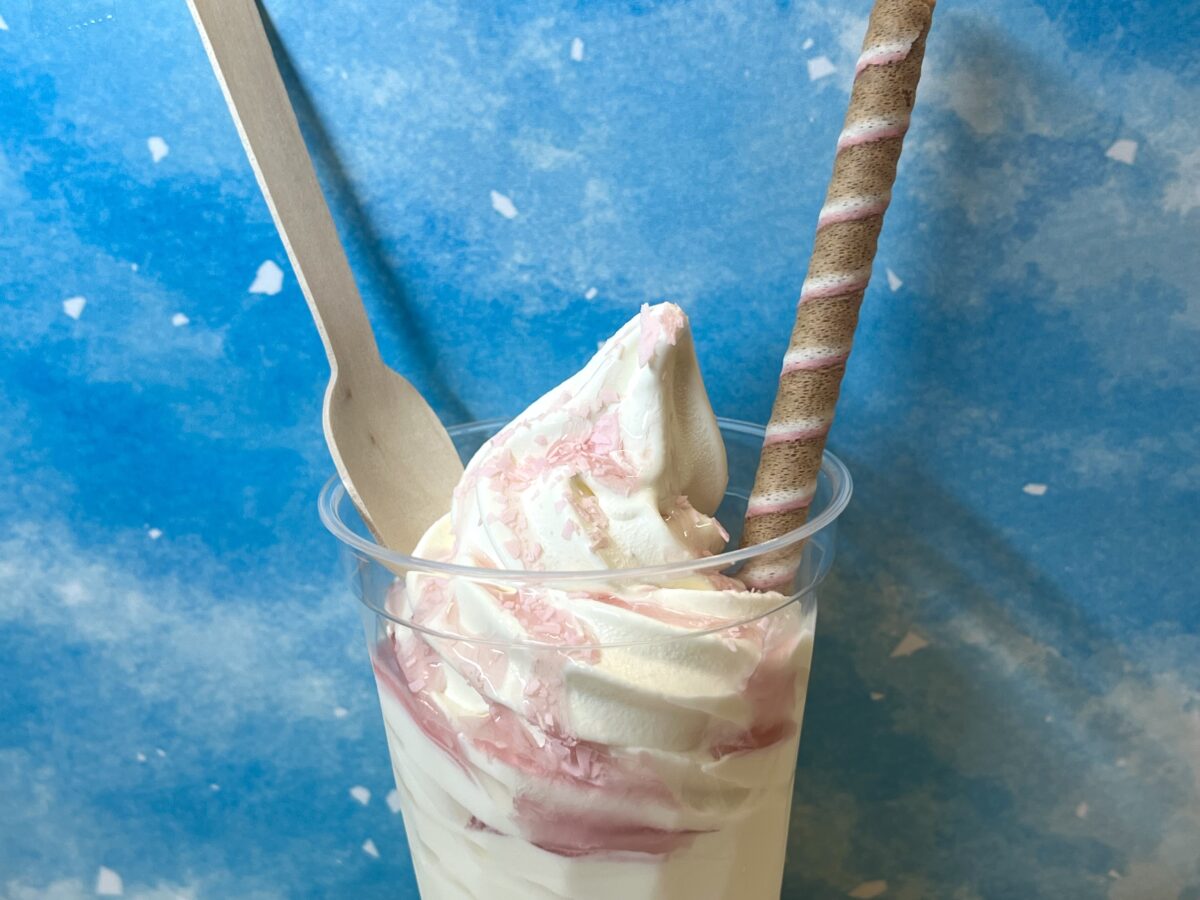 【季節限定】さんさん市場の『桜ソフト』をご紹介します!